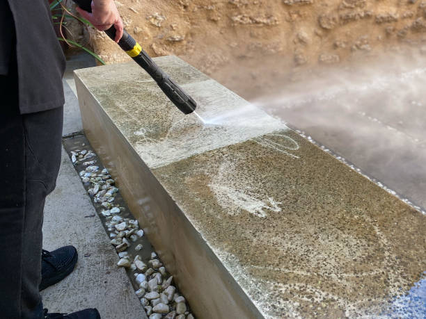 Best Deck Cleaning Services  in Maybrook, NY